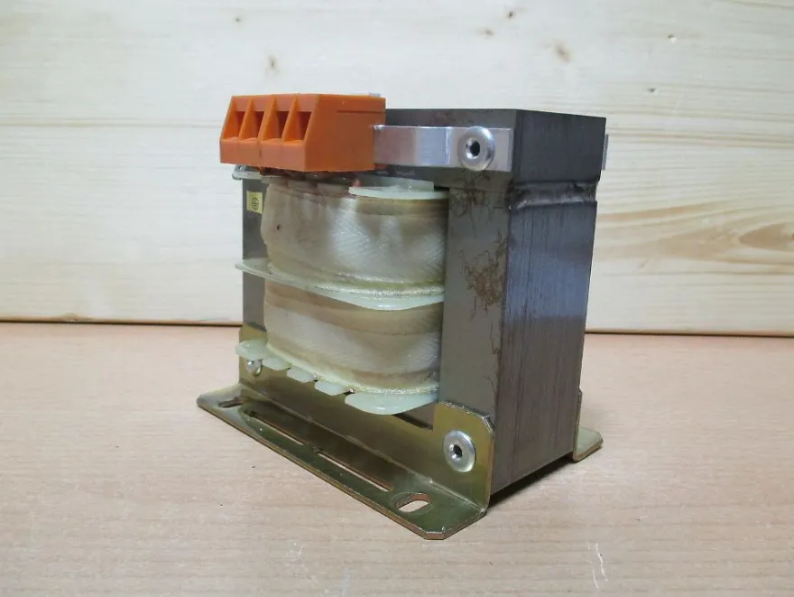Transformator EI 120 / 41 Trafo pri. 230V + / - 5% sek. 230V 250 VA T8/109