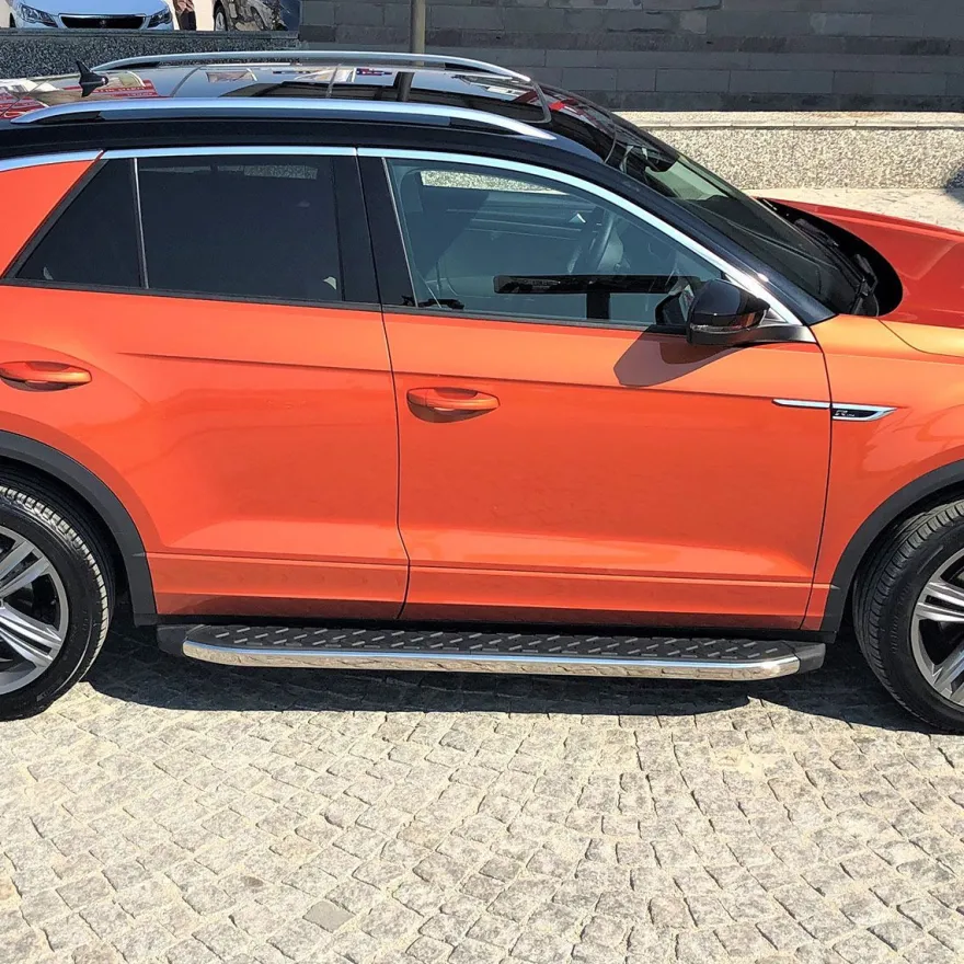 Trittbretter passend für VW T-Roc ab Bj. 2017 Hitit mit ABE - Farbe: Chrom