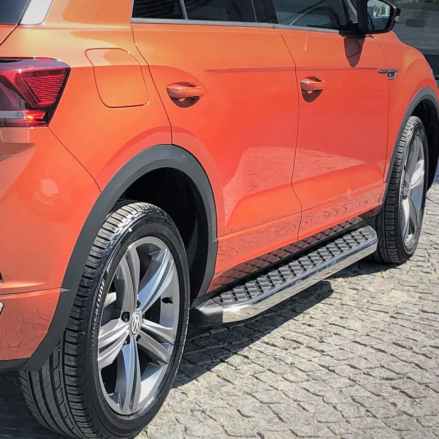 Trittbretter passend für VW T-Roc ab Bj. 2017 Hitit mit ABE - Farbe: Chrom