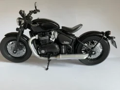 Triumph Bonneville Bobber schwarz, Welly Motorrad Modell 1:12