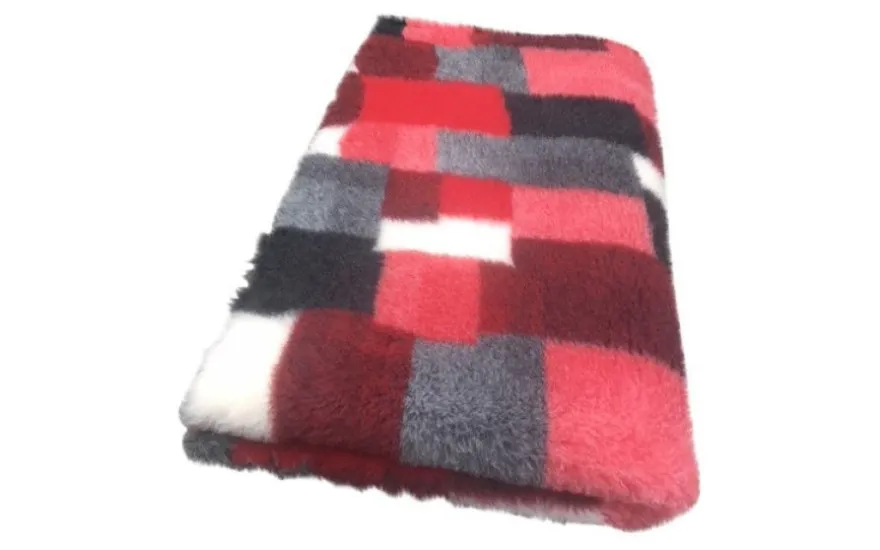 Vet Bed Hundedecke Hundebett Schlafplatz 150 x 100 cm Patchwork rot