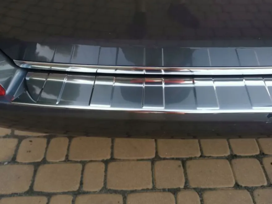 VW T6 Transporter Caravelle - Martig Chromleiste für Heckklappe Zierleiste Chrom