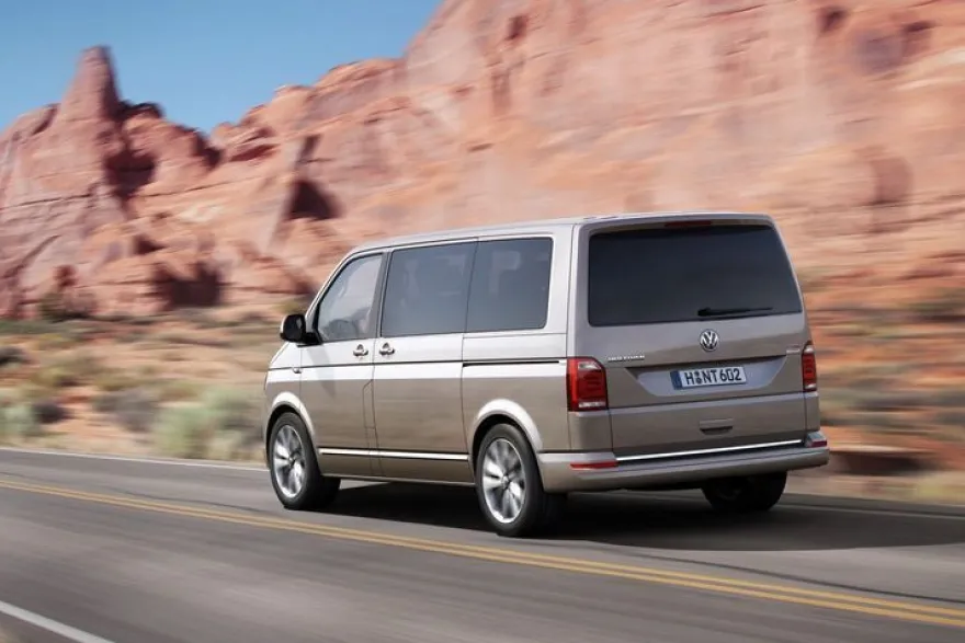VW T6 Transporter Caravelle - Martig Chromleiste für Heckklappe Zierleiste Chrom
