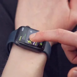 Wozinsky Schutzglas Full Glue kompatibel mit Samsung Galaxy Watch Active 2 (44mm)